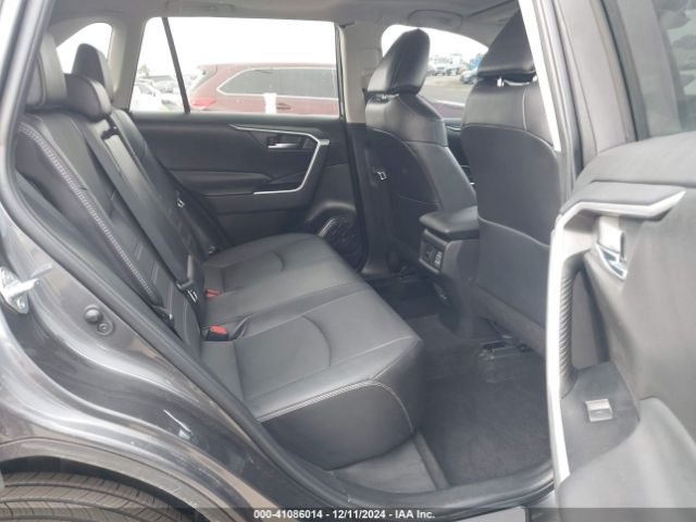 2T3C1RFV4NC192111 Toyota Rav4 Xle Premium