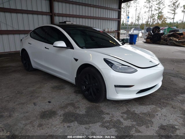 2022 TESLA MODEL 3 5YJ3E1EB7NF114939 Photo 0