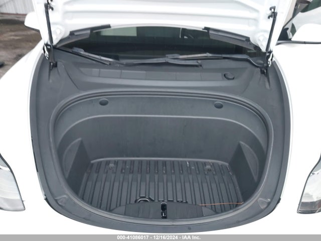 2022 TESLA MODEL 3 5YJ3E1EB7NF114939 Photo 9