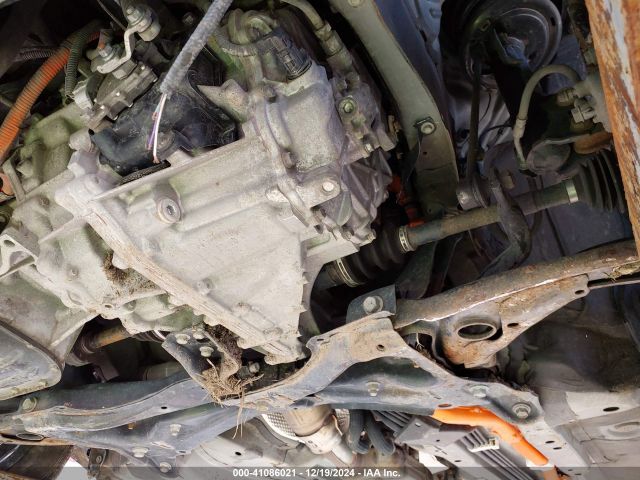 JTDKDTB39F1105239 Toyota Prius C Two