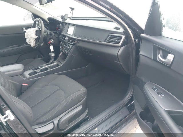 5XXGT4L30JG253354 KIA Optima Lx