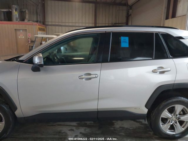 4T3RWRFV5NU064972 Toyota Rav4 Hybrid Xle