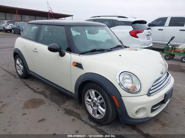 2013 MINI HARDTOP WMWSU3C55DT685782 Photo 0