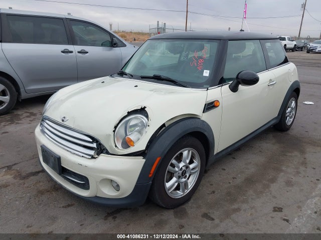 2013 MINI HARDTOP WMWSU3C55DT685782 Photo 1