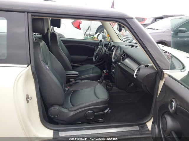 2013 MINI HARDTOP WMWSU3C55DT685782 Photo 4