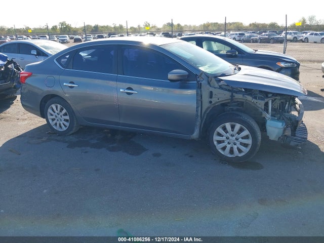 3N1AB7AP8HY352492 Nissan SENTRA SV