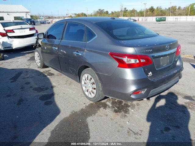 3N1AB7AP8HY352492 Nissan SENTRA SV