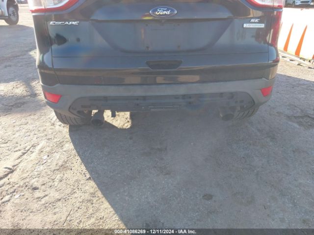 1FMCU0GX9FUC14048 Ford ESCAPE SE