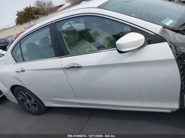 Honda ACCORD LX 2016 1HGCR2F32GA185156 Image 14
