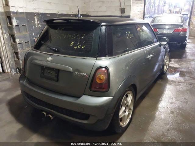 2007 MINI COOPER S WMWMF73587TT84468 Photo 3