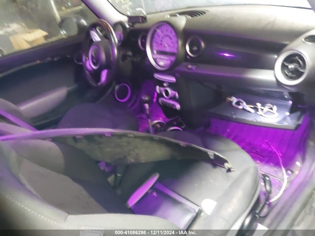 2007 MINI COOPER S WMWMF73587TT84468 Photo 4