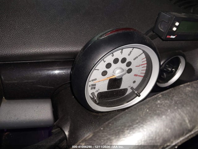 2007 MINI COOPER S WMWMF73587TT84468 Photo 6