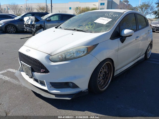 Ford FIESTA ST 2014 3FADP4GX8EM227759 Image 2