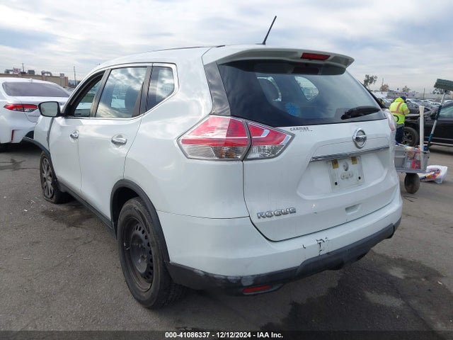Nissan ROGUE S 2015 KNMAT2MT9FP585429 Image 3