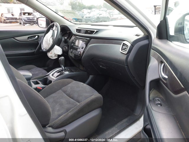 Nissan ROGUE S 2015 KNMAT2MT9FP585429 Image 5