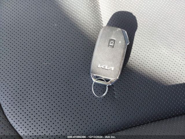 KNDC34LA0P5097844 KIA Ev6 Wind