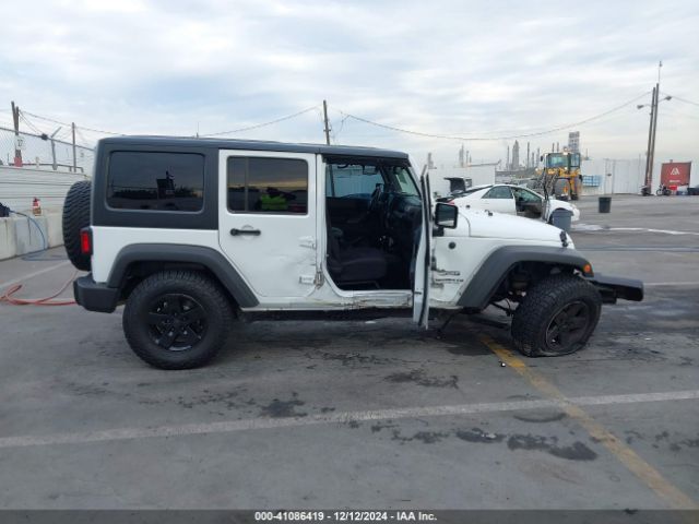 1C4BJWDG3HL710505 Jeep Wrangler Unlimited Sport 4x4