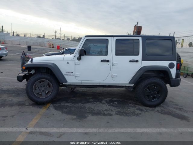 1C4BJWDG3HL710505 Jeep Wrangler Unlimited Sport 4x4