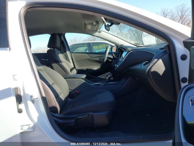 1G1ZD5ST7PF212247 Chevrolet Malibu Fwd 1lt