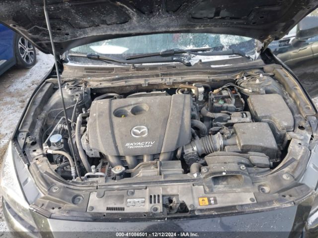 3MZBN1V36JM184259 Mazda Mazda3 Touring