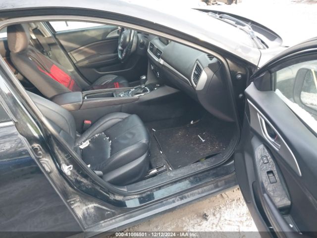 3MZBN1V36JM184259 Mazda Mazda3 Touring
