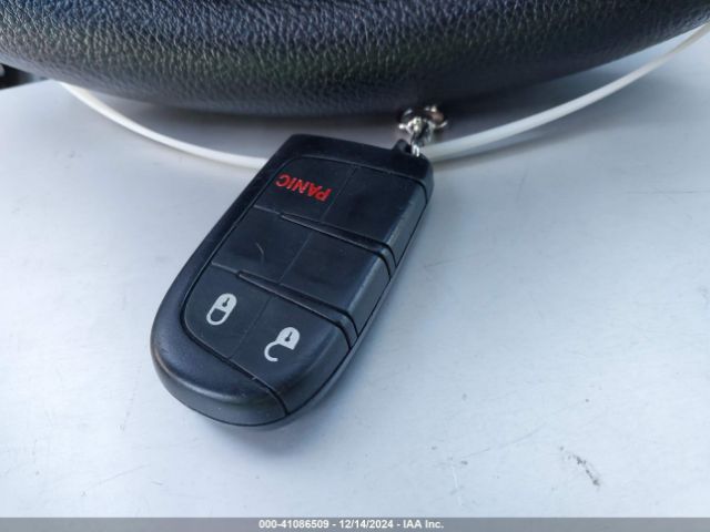 3C4PDCAB4JT385166 Dodge JOURNEY SE