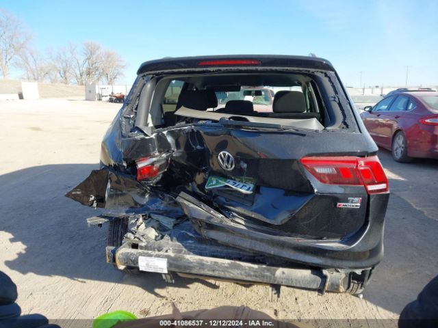 3VV0B7AX3JM066475 Volkswagen Tiguan 2.0t S