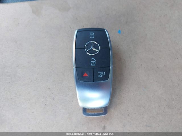 WDD3G4EB1LW042422 Mercedes-Benz A 220