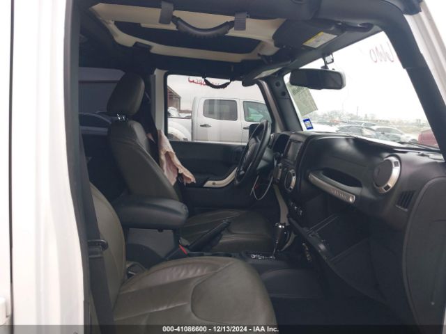1C4HJWEGXGL279295 Jeep Wrangler Unlimited Sahara