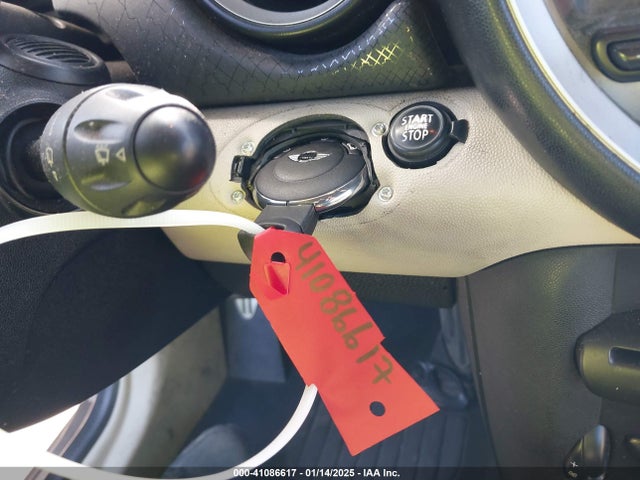 2013 MINI CONVERTIBLE WMWZP3C57DT551118 Photo 10