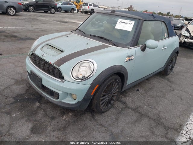2013 MINI CONVERTIBLE WMWZP3C57DT551118 Photo 1