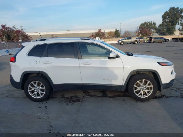1C4PJMCB7HW511780 Jeep Cherokee Latitude 4x4