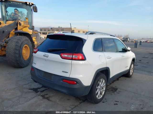1C4PJMCB7HW511780 Jeep Cherokee Latitude 4x4