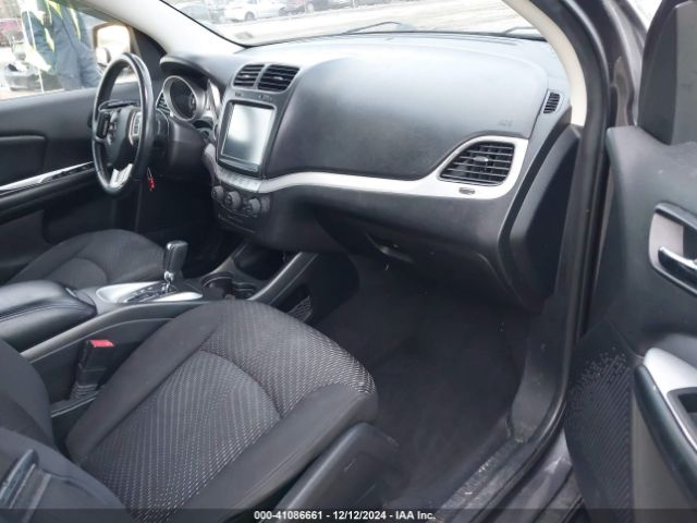 3C4PDCBB8ET258943 Dodge Journey Sxt