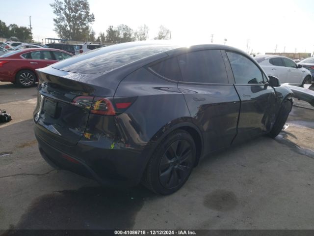 7SAYGDED6SF229498 Tesla Model Y Long Range Dual Motor All-wheel Drive