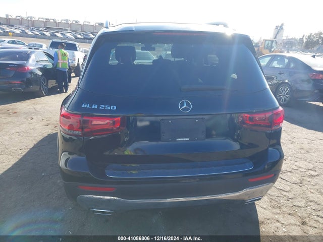 W1N4M4GB4MW083223 Mercedes-Benz GLB 250