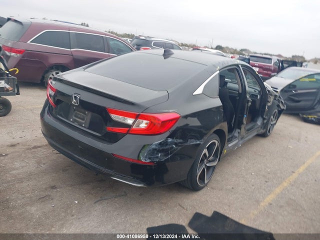 Honda ACCORD LX 2018 1HGCV1F1XJA150523 Image 4