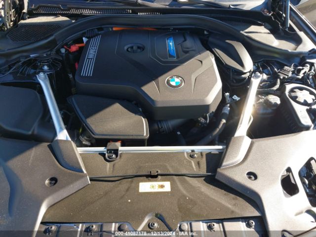 2021 BMW 530E WBA13AG01MCF36208 Photo 9