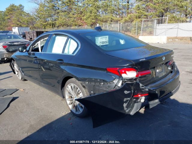 2021 BMW 530E WBA13AG01MCF36208 Photo 2