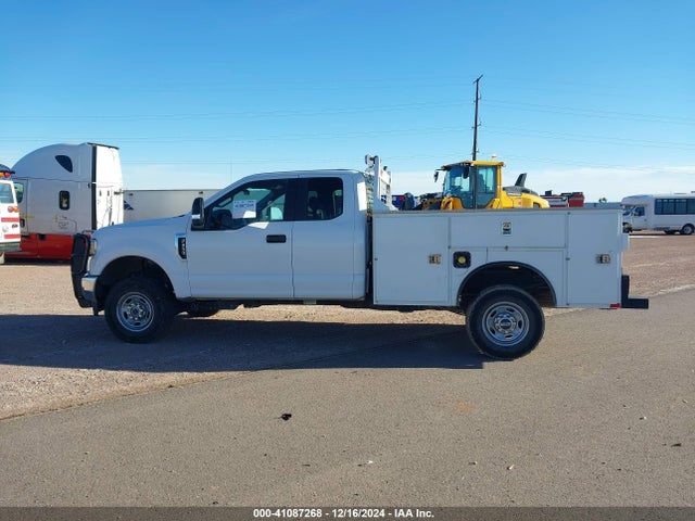 Ford F-350 Xl 2018 1FD7X3B61JEC95591 Image 14