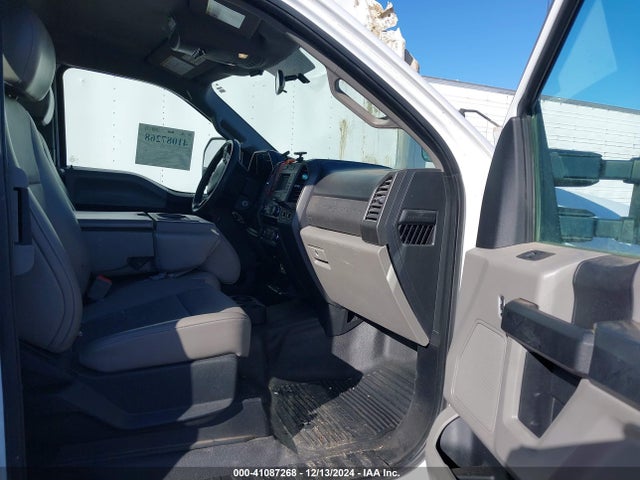 Ford F-350 Xl 2018 1FD7X3B61JEC95591 Image 5