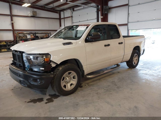 RAM 1500 Tradesman  4x4 6'4 Box 2024 1C6RRFCG3RN221754 Image 2