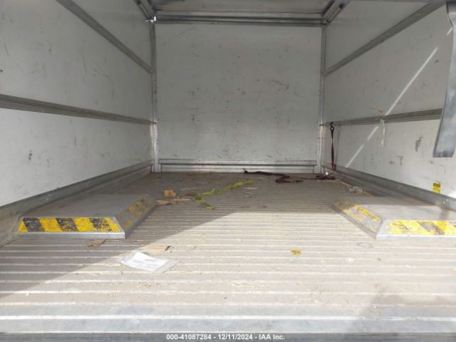 1FDBF8ZM8JKA62193 Ford Transit-350 Cab