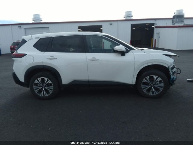 5N1BT3BA4PC826717 Nissan Rogue Sv Fwd