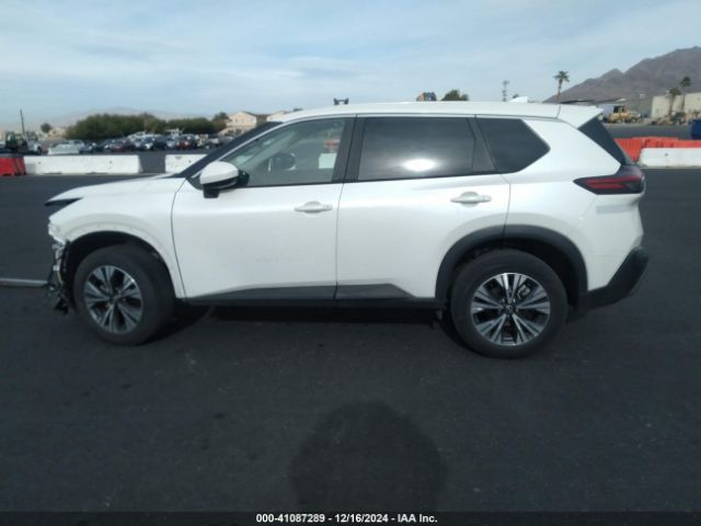 5N1BT3BA4PC826717 Nissan Rogue Sv Fwd