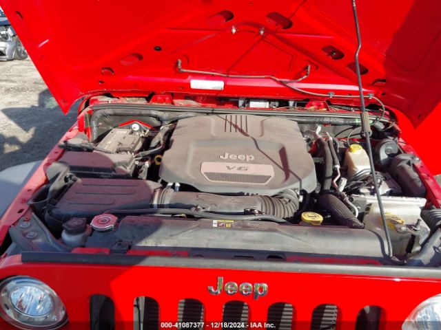 1C4BJWDGXHL615410 Jeep Wrangler Unlimited Sport 4x4
