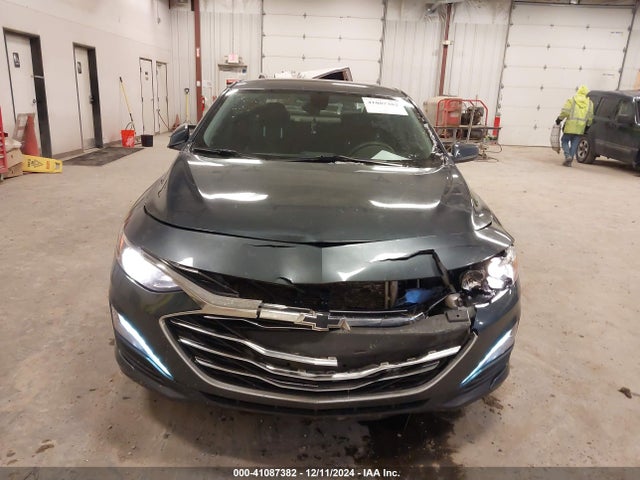 1G1ZD5ST0KF128599 Chevrolet MALIBU LT