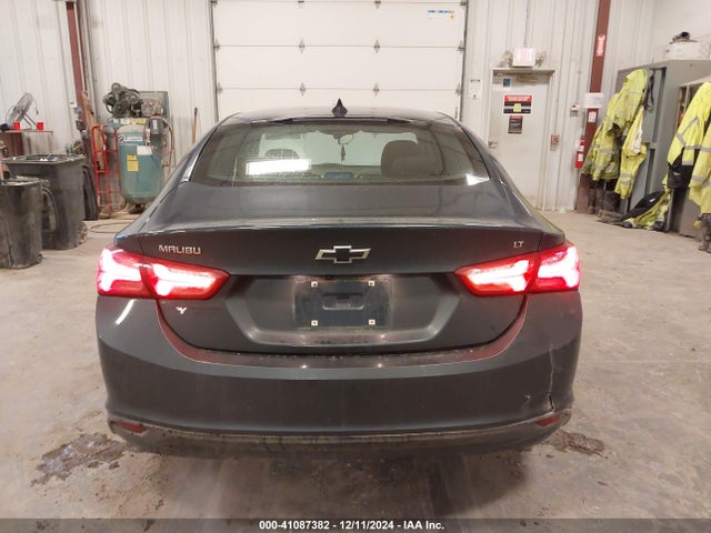 1G1ZD5ST0KF128599 Chevrolet MALIBU LT