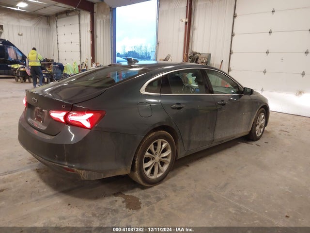 1G1ZD5ST0KF128599 Chevrolet MALIBU LT
