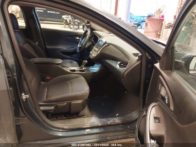 1G1ZD5ST0KF128599 Chevrolet MALIBU LT